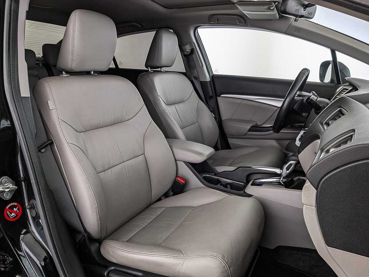 Honda Civic 2013 года с пробегом. Фото: #22