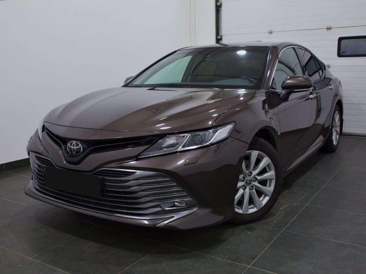 Toyota Camry 2020 года с пробегом. Посмотреть фото
