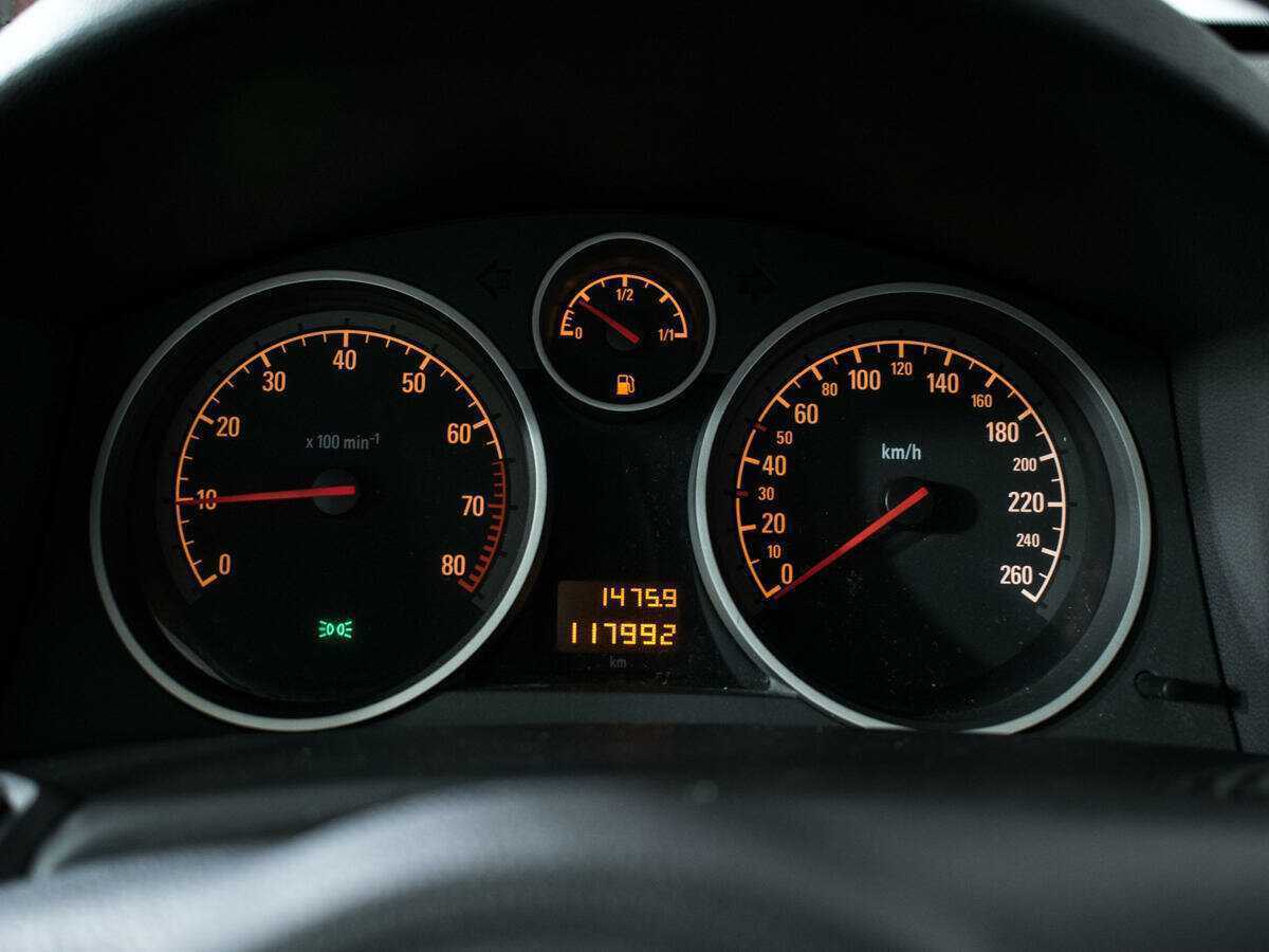 Opel Astra 2014 года с пробегом. Фото: #10