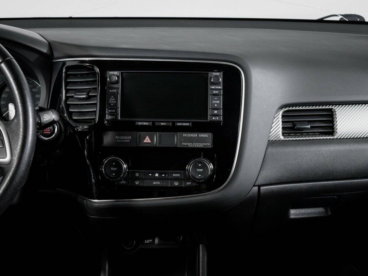 Mitsubishi Outlander 2012 года с пробегом. Фото: #12