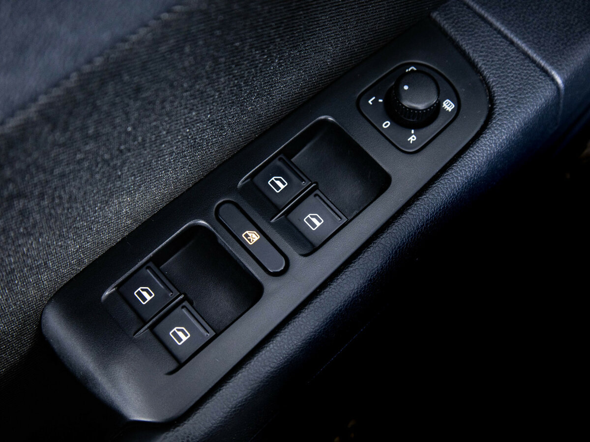 Skoda Superb 2014 года с пробегом. Фото: #11