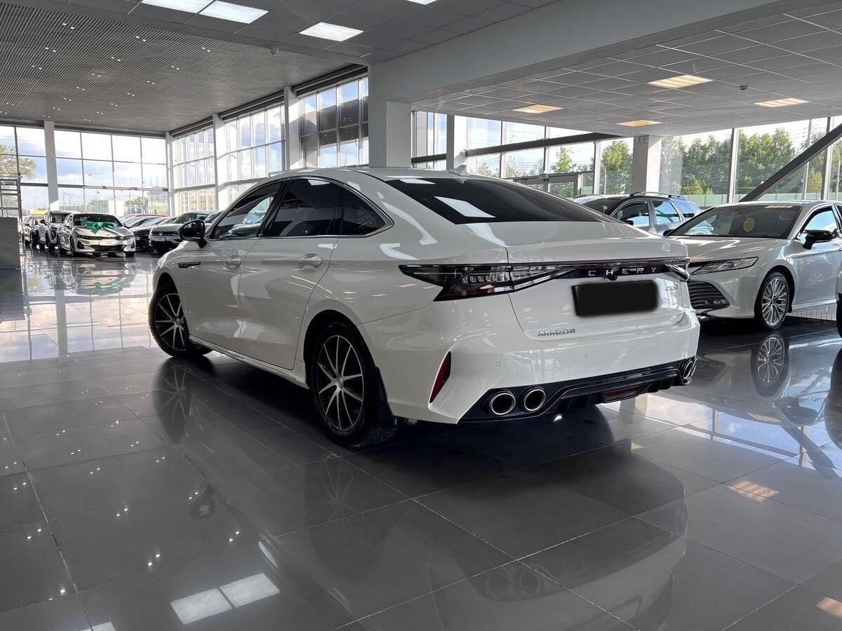 Chery Arrizo 8 2023 года с пробегом. Фото: #5