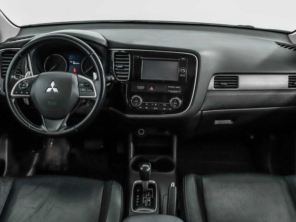 Mitsubishi Outlander 2014 года с пробегом. Фото: #13