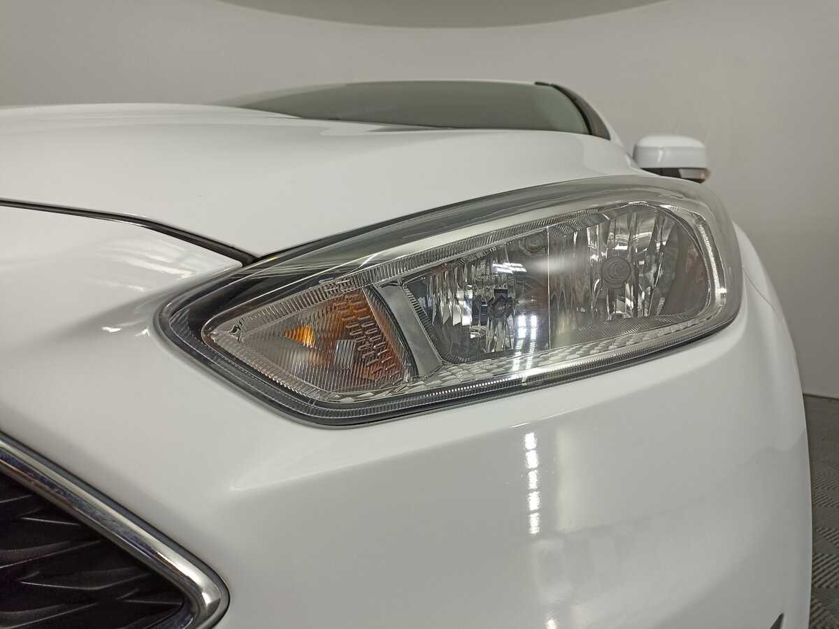Ford Focus 2018 года с пробегом. Фото: #15