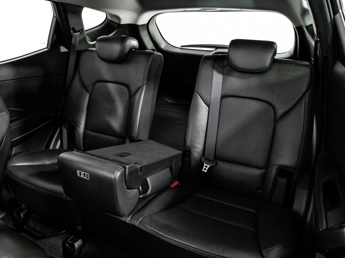 Hyundai Santa Fe 2018 года с пробегом. Фото: #17