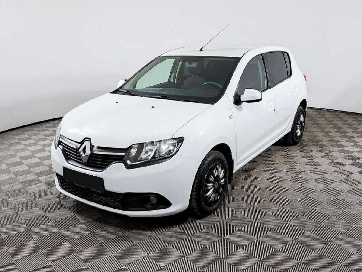 Renault Sandero 2018 года с пробегом. Посмотреть фото