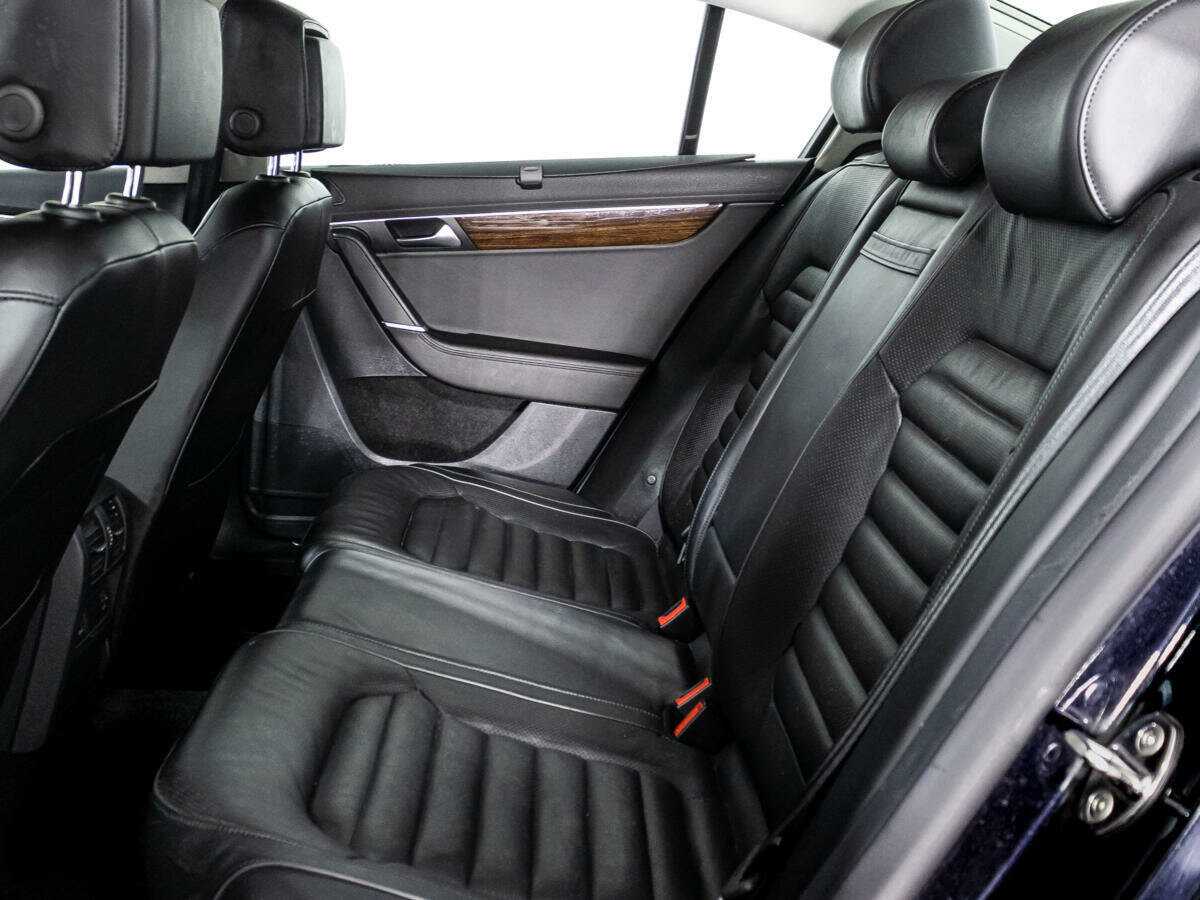 Volkswagen Passat 2012 года с пробегом. Фото: #9