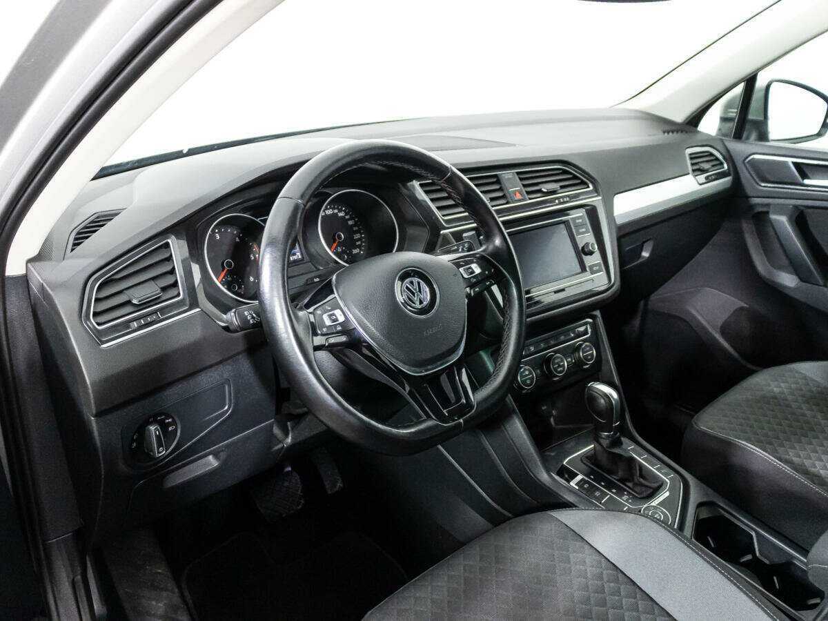 Volkswagen Tiguan 2018 года с пробегом. Фото: #10
