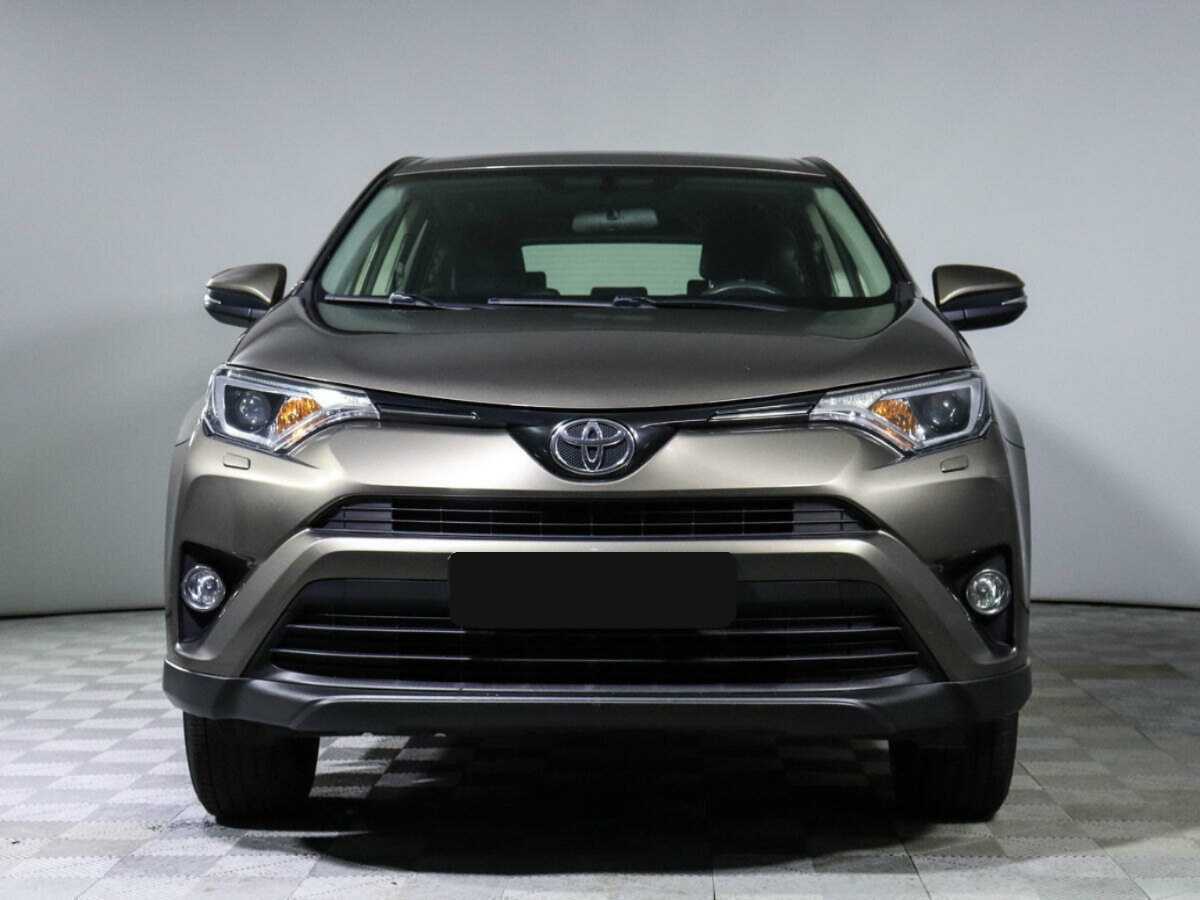 Toyota RAV4 2016 года с пробегом. Фото: #1