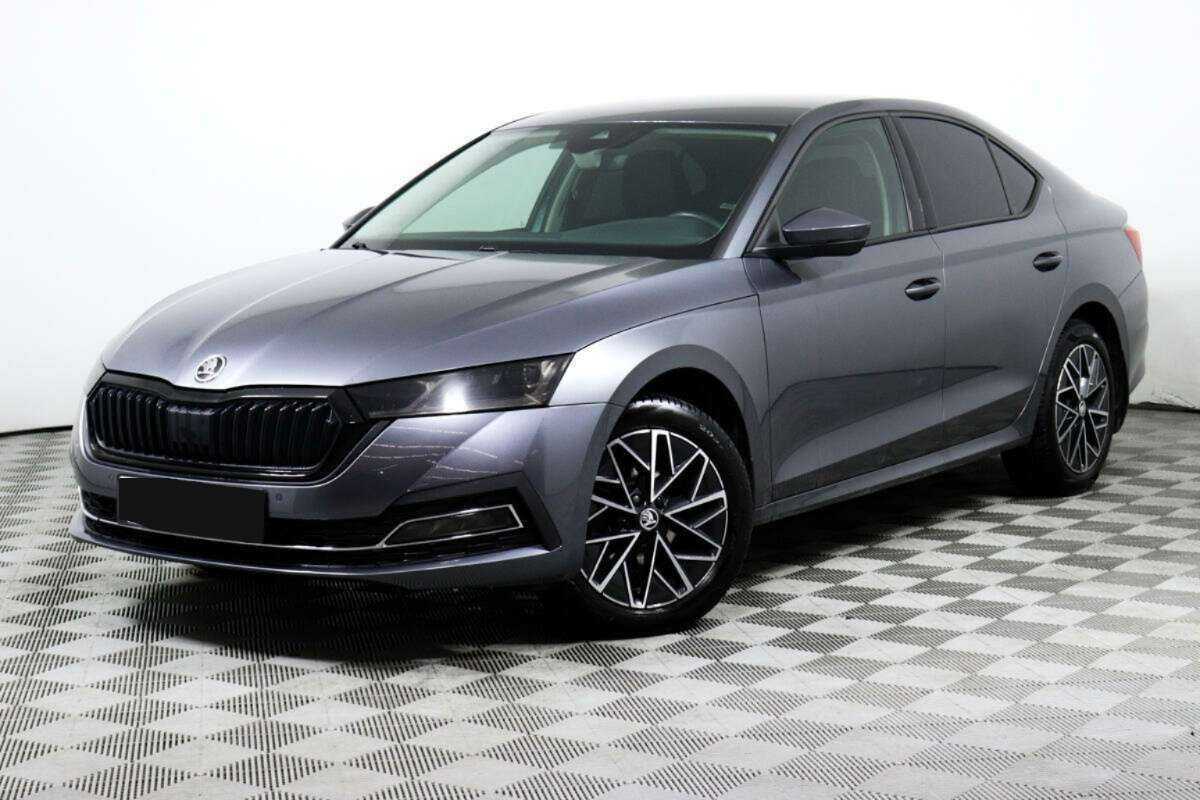 Skoda Octavia 2021 года с пробегом. Посмотреть фото