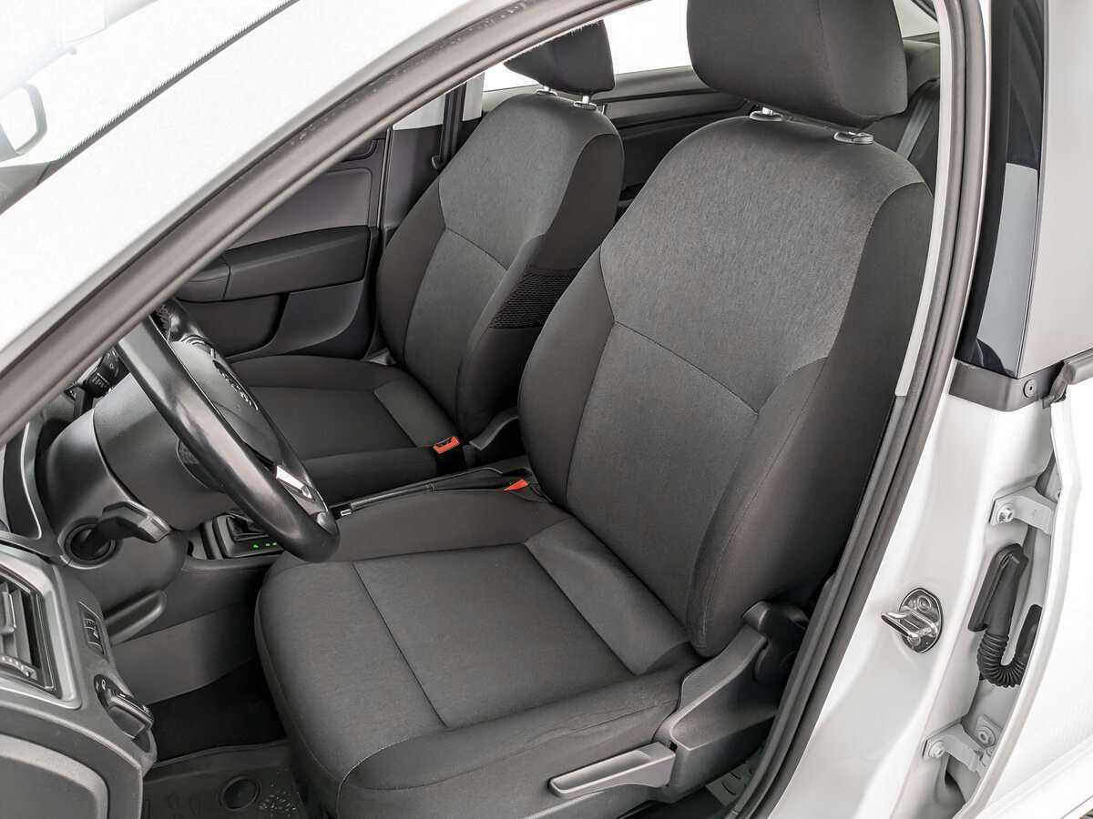 Skoda Rapid 2018 года с пробегом. Фото: #15