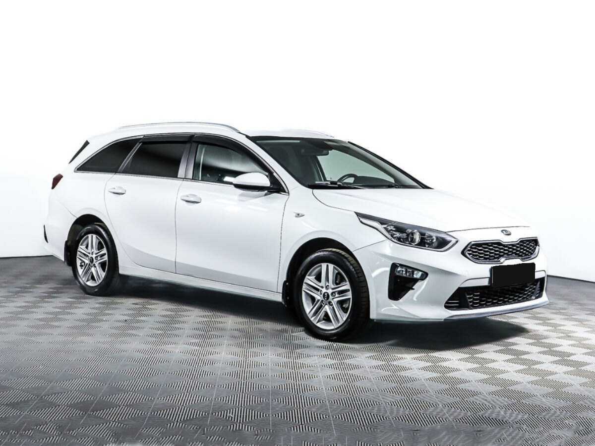 Kia Ceed 2021 года с пробегом. Фото: #2