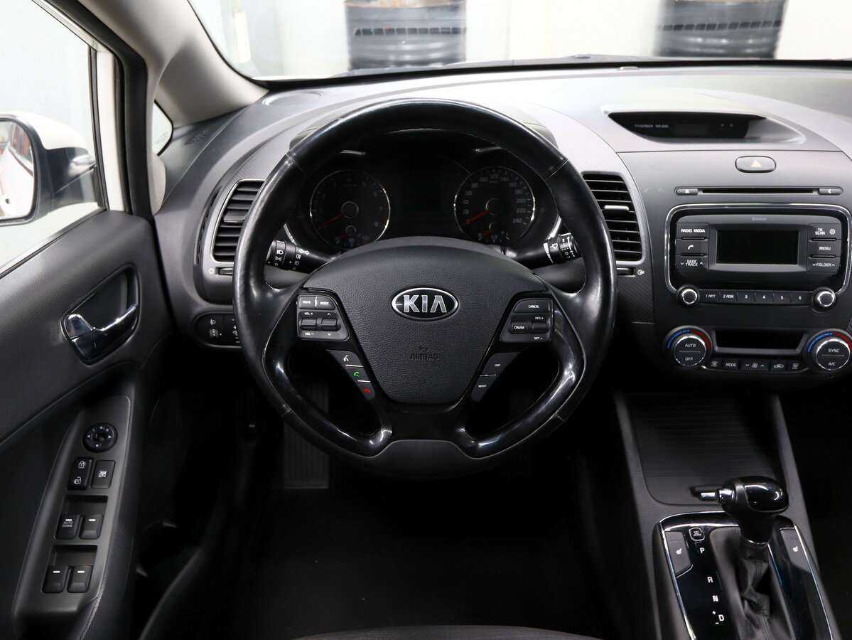Kia Cerato 2018 года с пробегом. Фото: #11