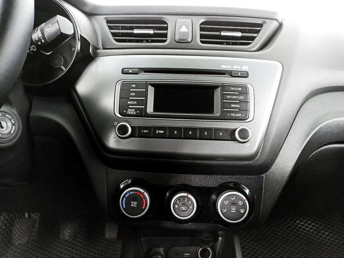 Kia Rio 2015 года с пробегом. Фото: #12
