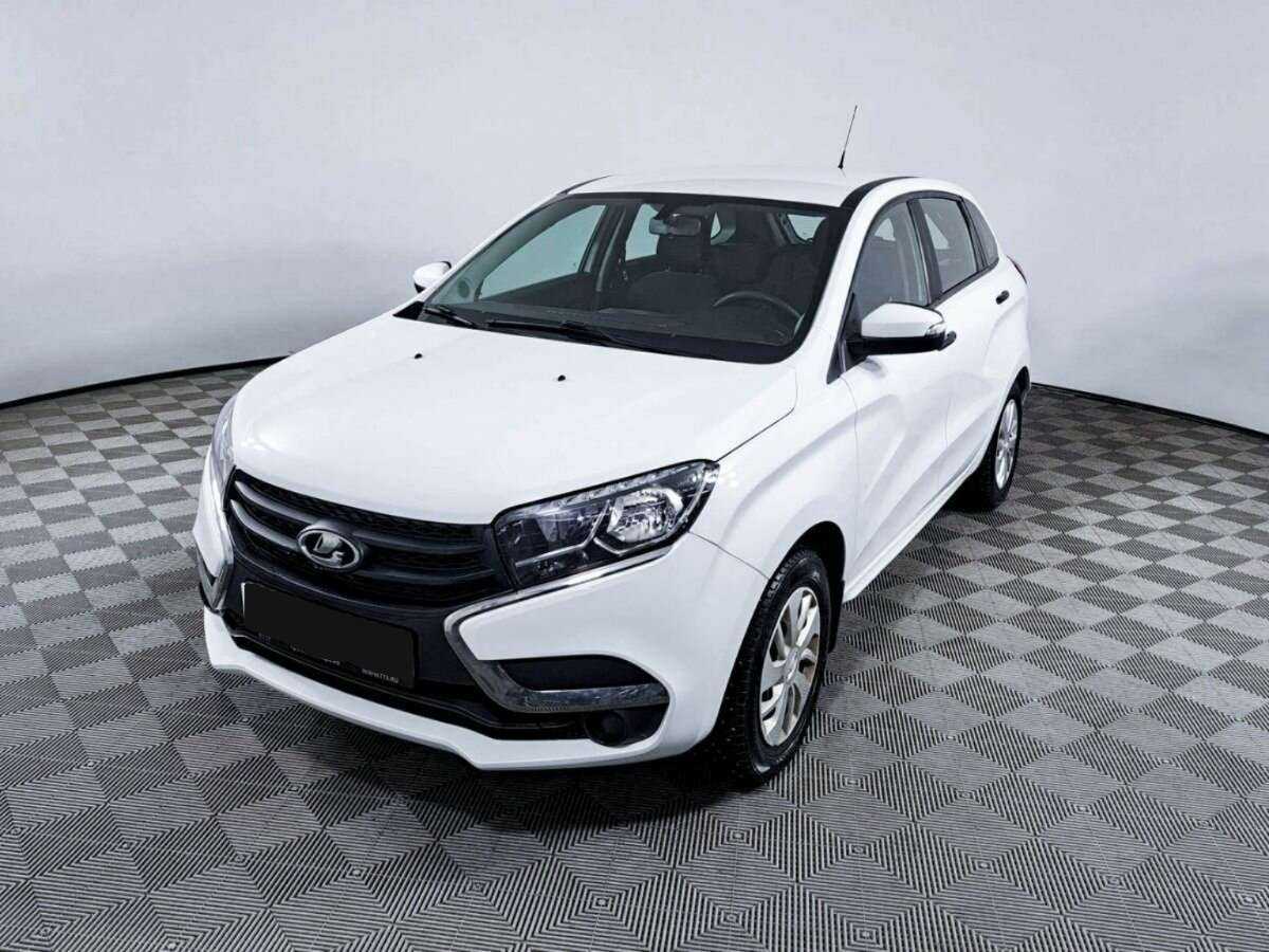 Lada (ВАЗ) XRAY 2018 года с пробегом. Посмотреть фото