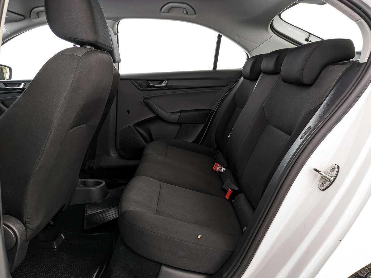 Skoda Rapid 2018 года с пробегом. Фото: #13