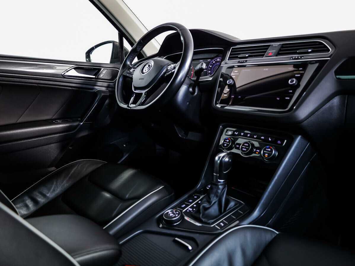 Volkswagen Tiguan 2018 года с пробегом. Фото: #7