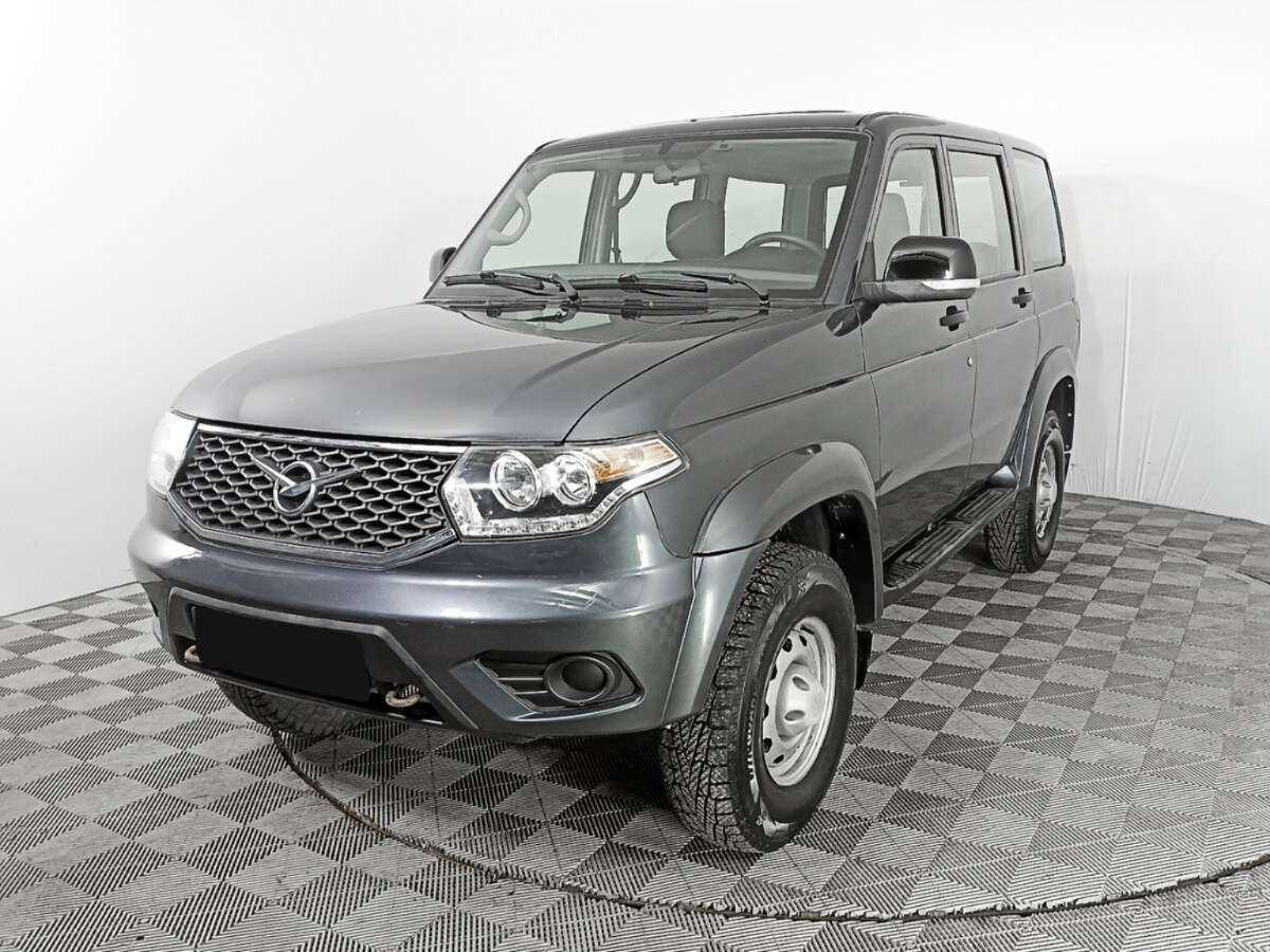 УАЗ Patriot 2019 года с пробегом. Посмотреть фото