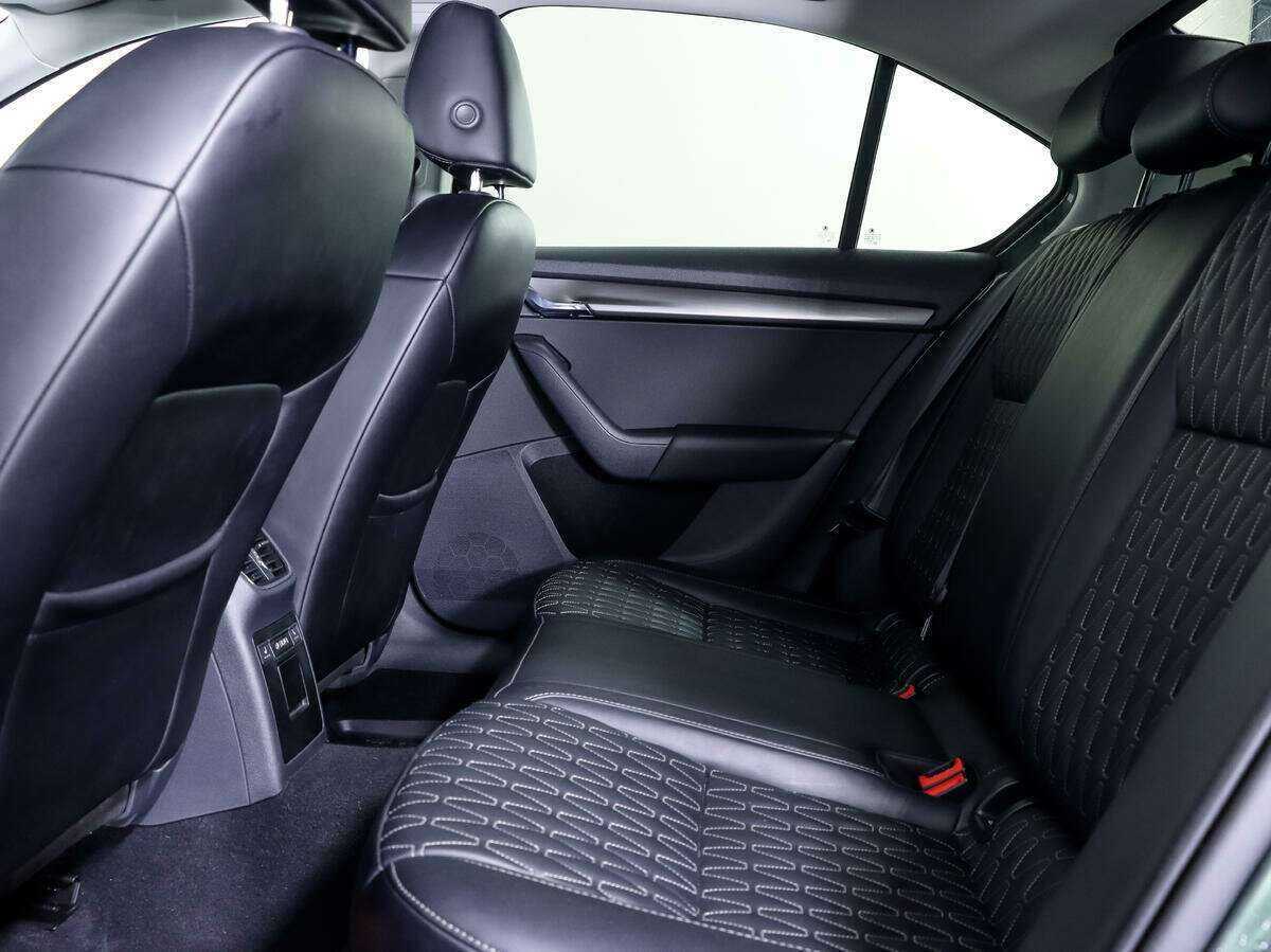 Skoda Octavia 2019 года с пробегом. Фото: #10