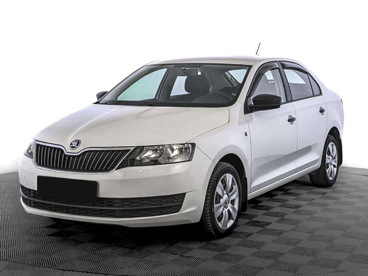 Skoda Rapid 2017 года с пробегом. Посмотреть фото