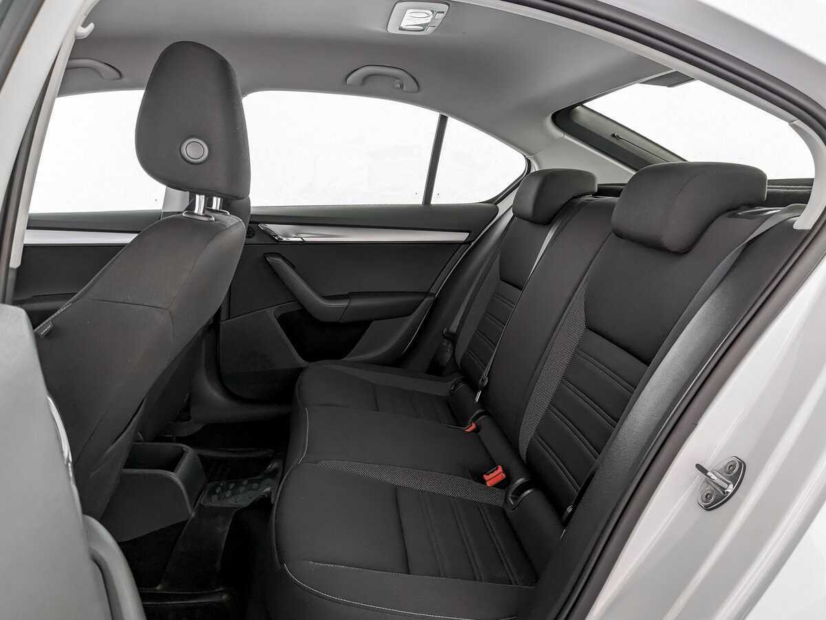 Skoda Octavia 2017 года с пробегом. Фото: #9