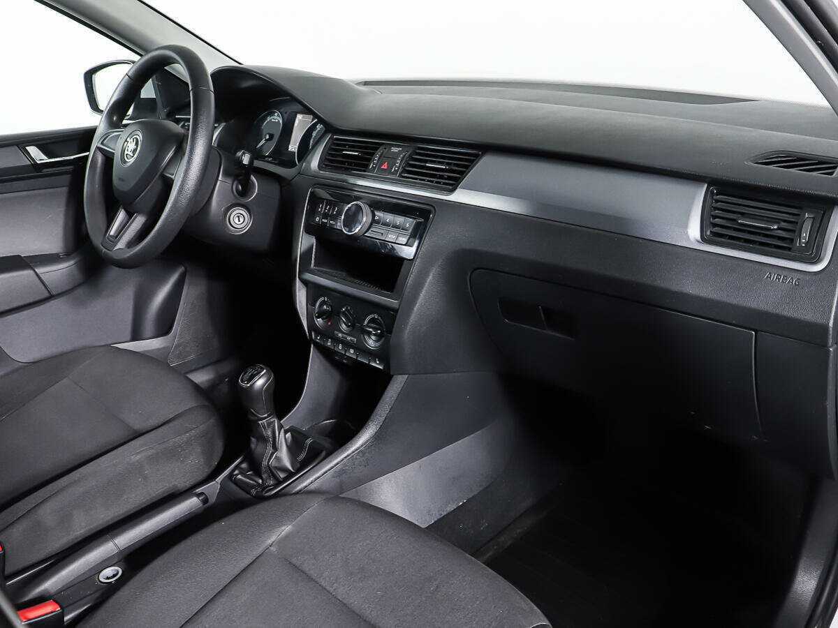 Skoda Rapid 2017 года с пробегом. Фото: #8