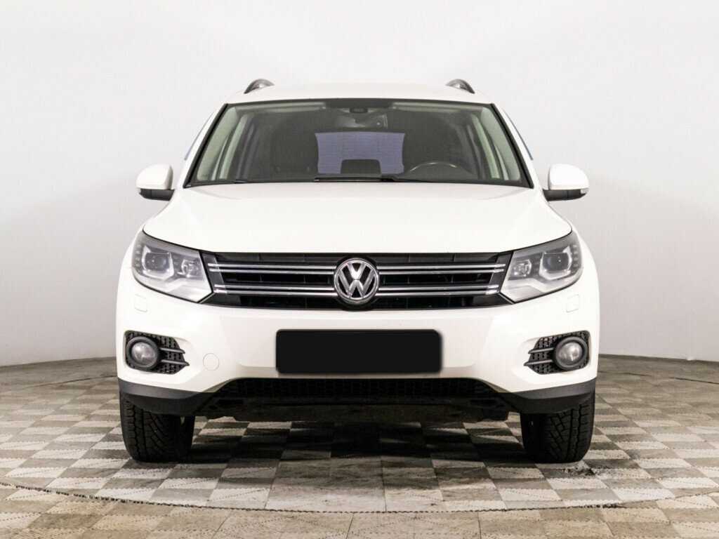 Volkswagen Tiguan 2012 года с пробегом. Фото: #1