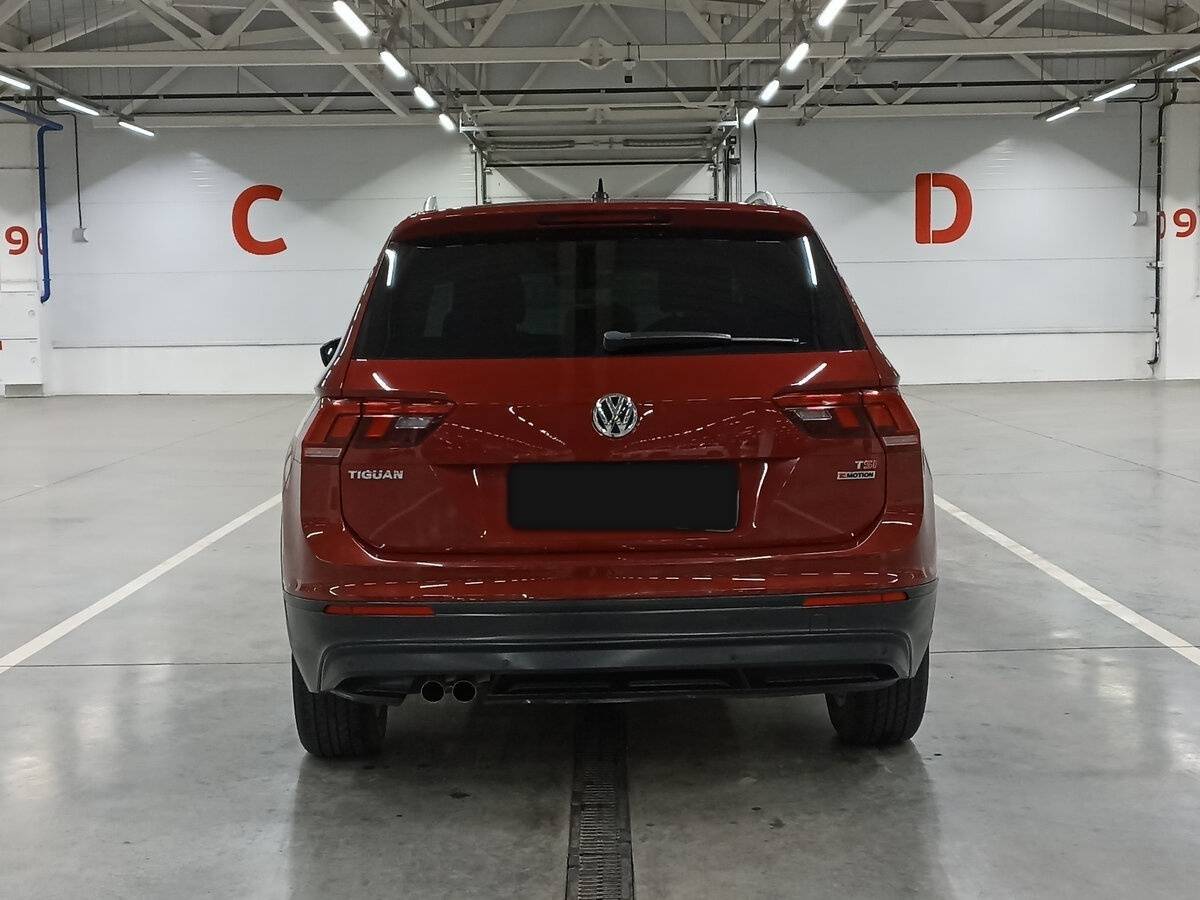 Volkswagen Tiguan 2018 года с пробегом. Фото: #5