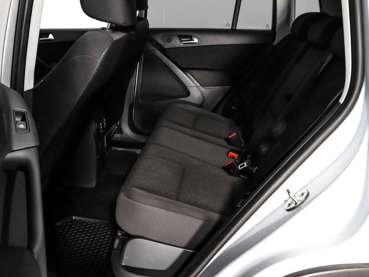 Volkswagen Tiguan 2012 года с пробегом. Фото: #9
