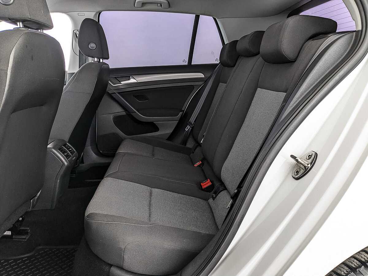 Volkswagen Golf 2014 года с пробегом. Фото: #17