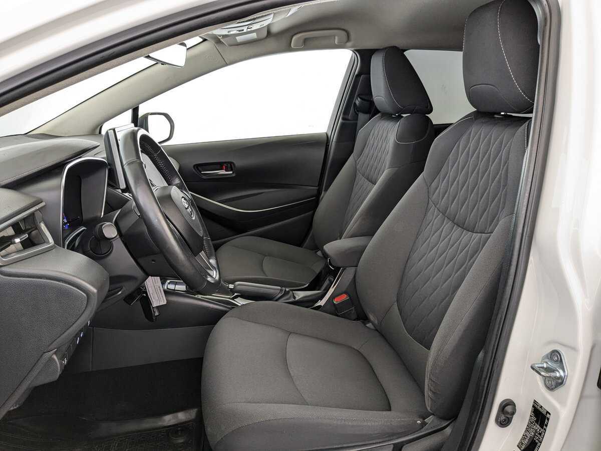 Toyota Corolla 2019 года с пробегом. Фото: #17