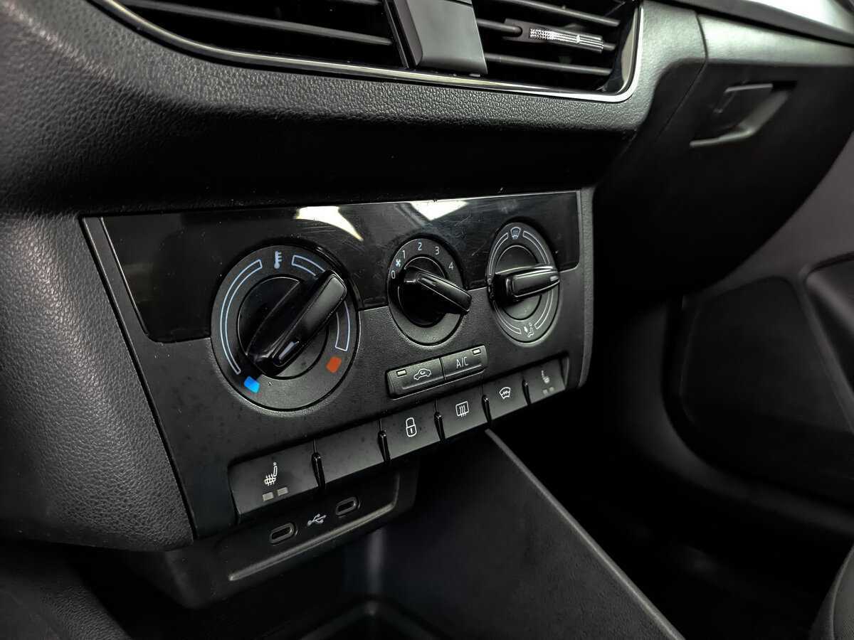 Skoda Rapid 2020 года с пробегом. Фото: #15
