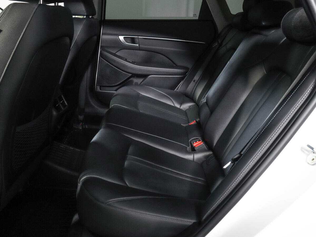 Hyundai Sonata 2021 года с пробегом. Фото: #7