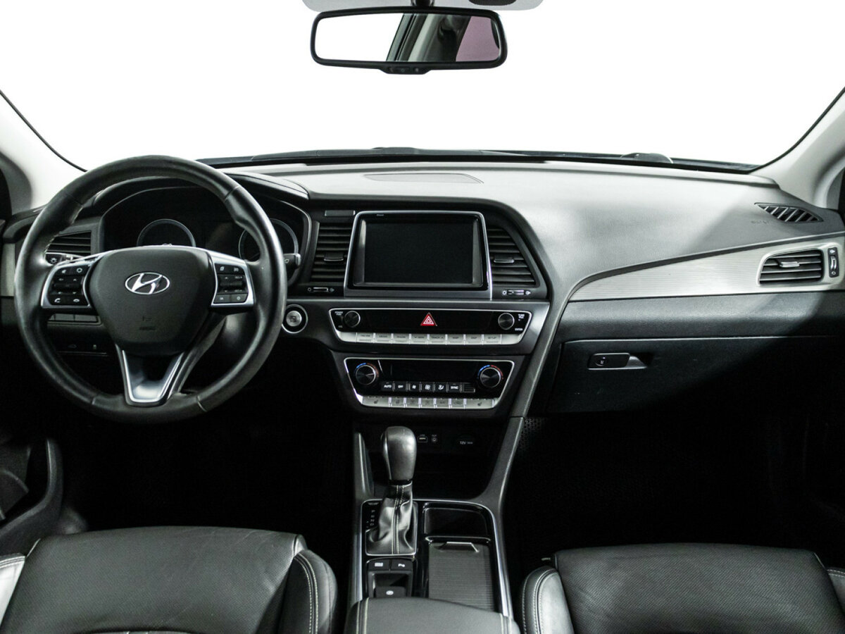Hyundai Sonata 2018 года с пробегом. Фото: #11