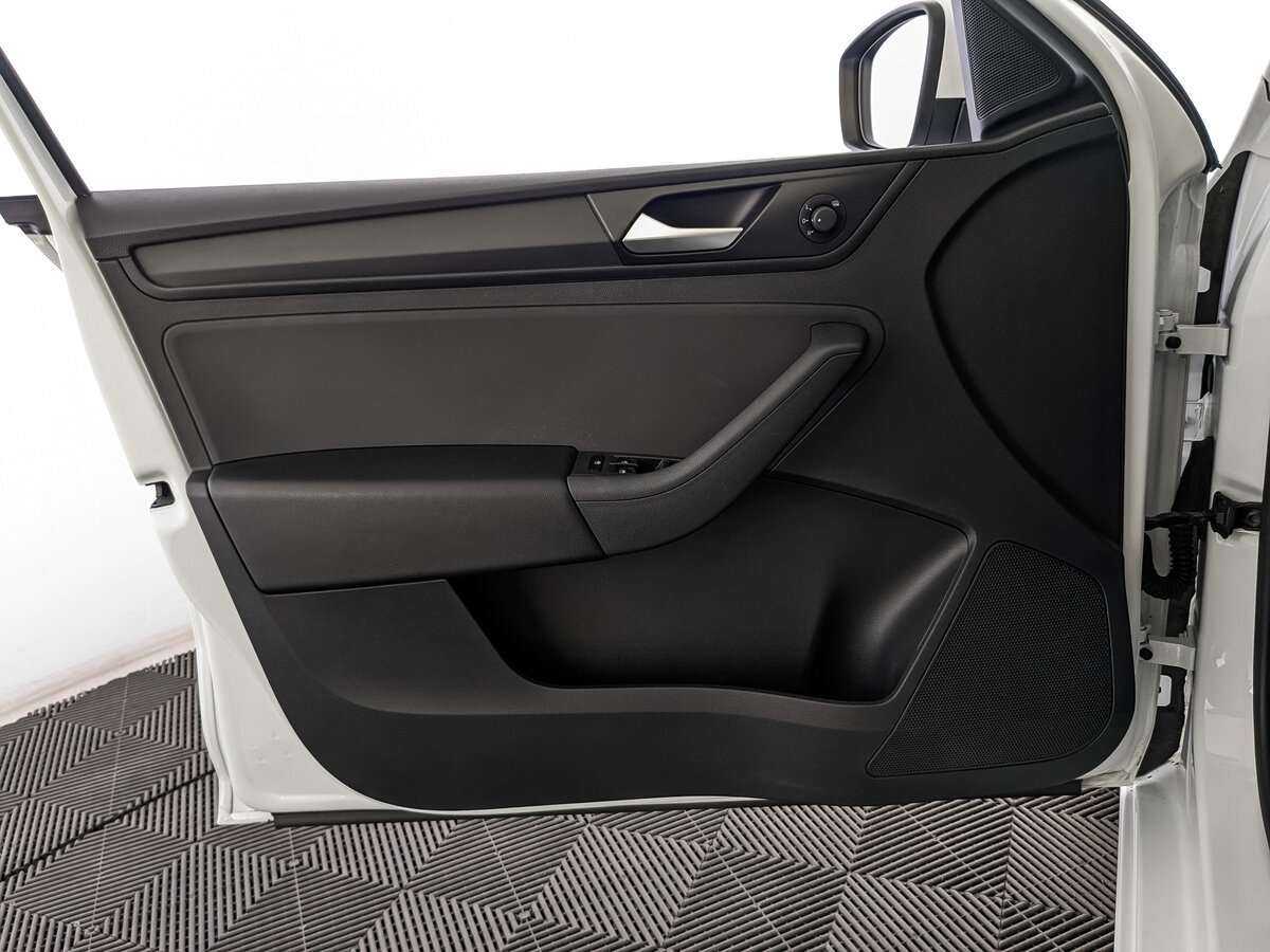 Volkswagen Polo 2021 года с пробегом. Фото: #11