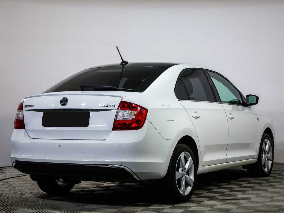 Skoda Rapid 2017 года с пробегом. Фото: #3