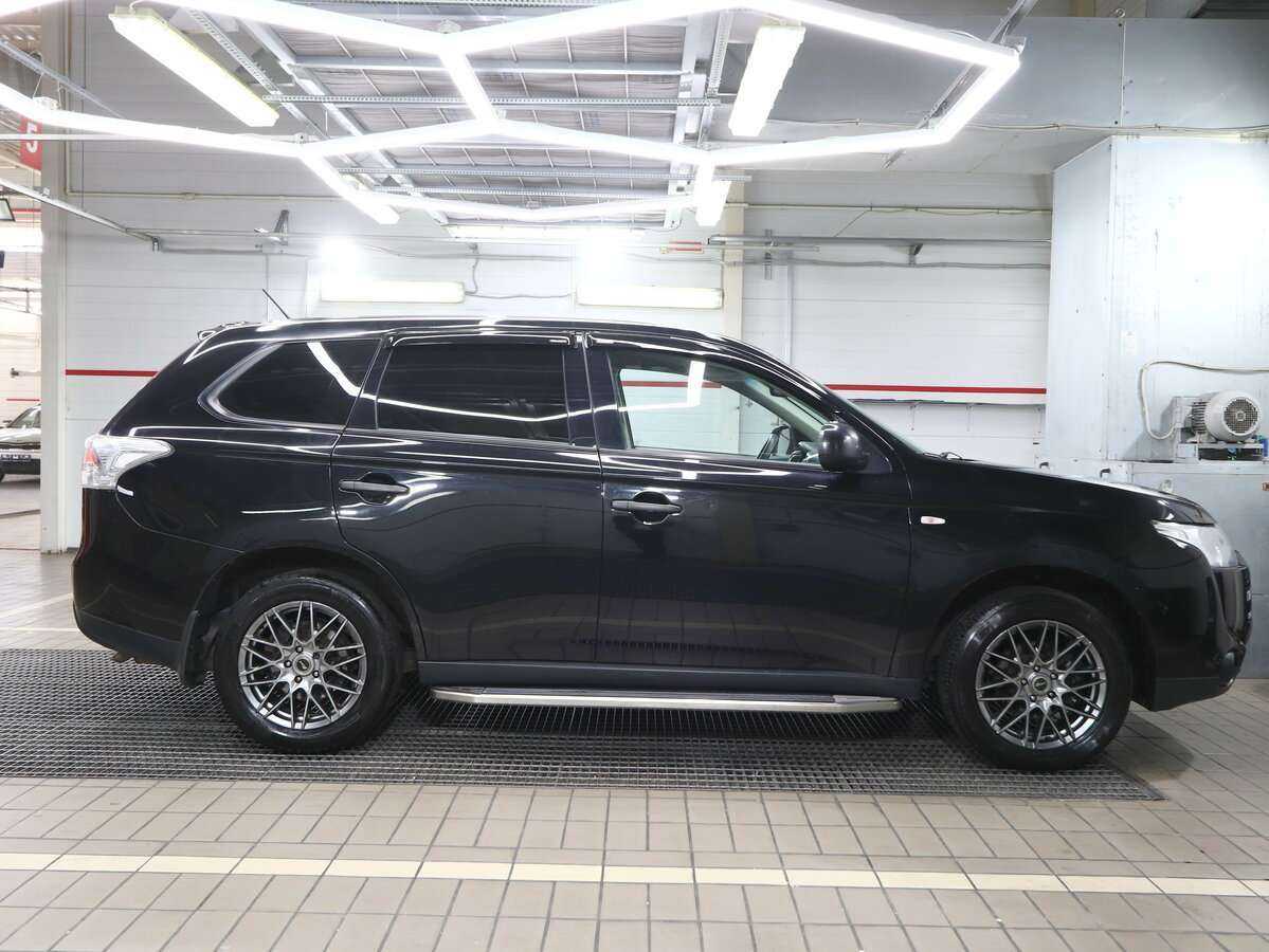 Mitsubishi Outlander 2013 года с пробегом. Фото: #10