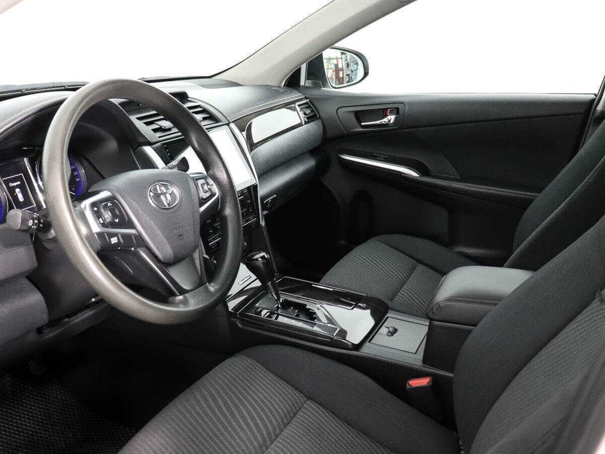 Toyota Camry 2015 года с пробегом. Фото: #9