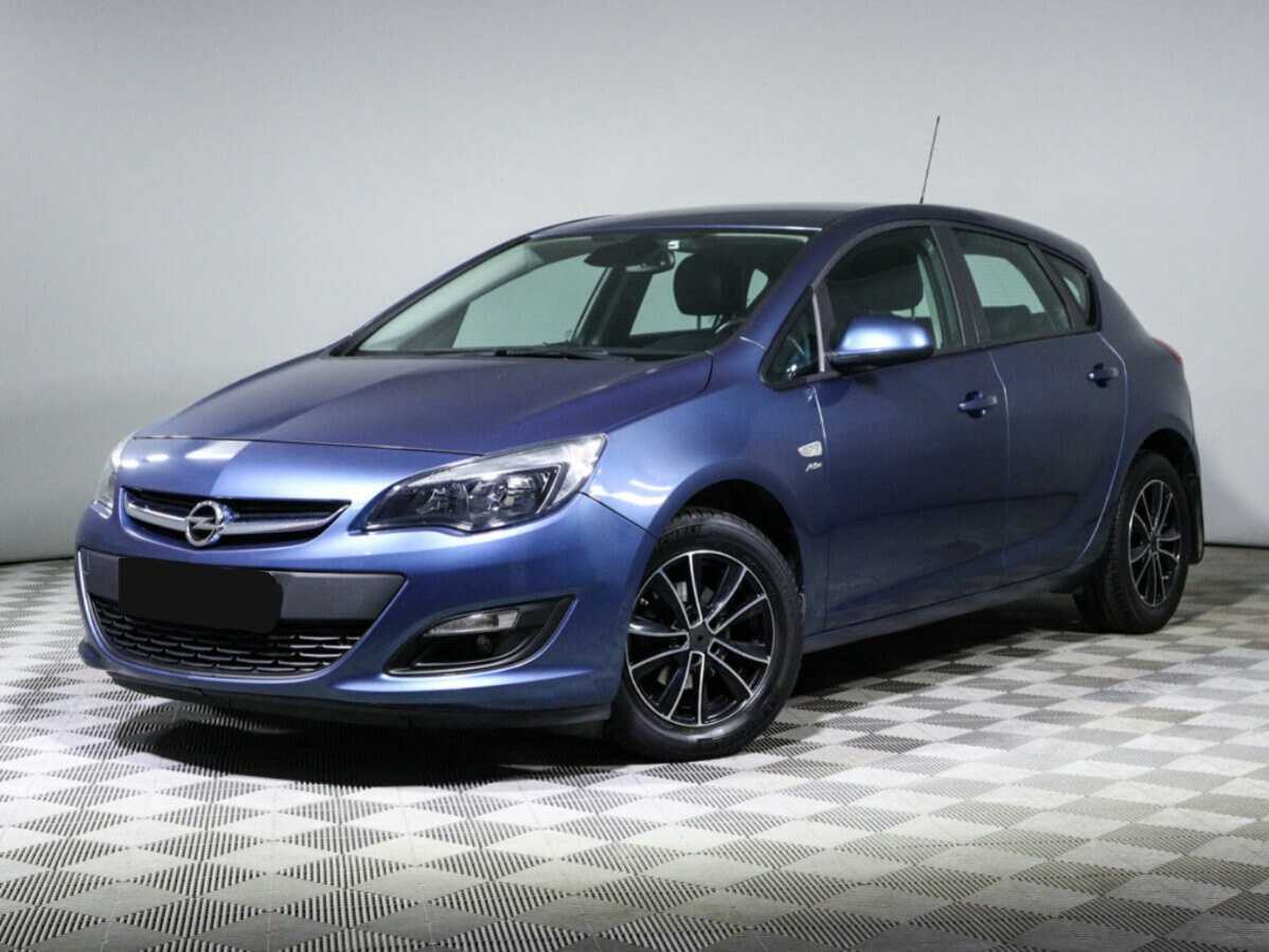Opel Astra 2014 года с пробегом. Посмотреть фото