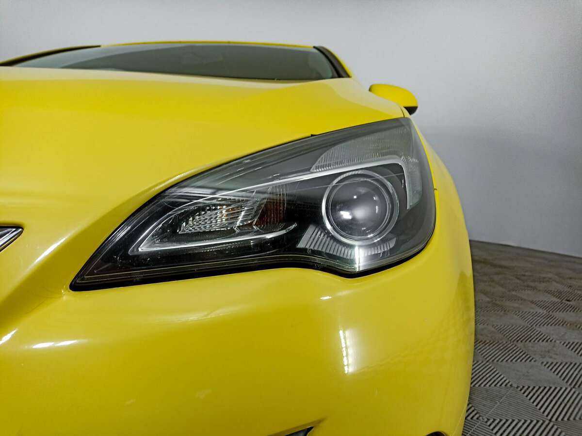 Opel Astra 2014 года с пробегом. Фото: #12