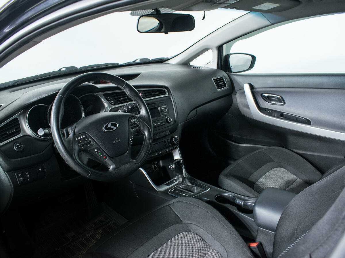Kia Ceed 2015 года с пробегом. Фото: #8