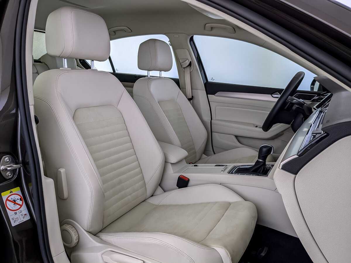Volkswagen Passat 2017 года с пробегом. Фото: #21