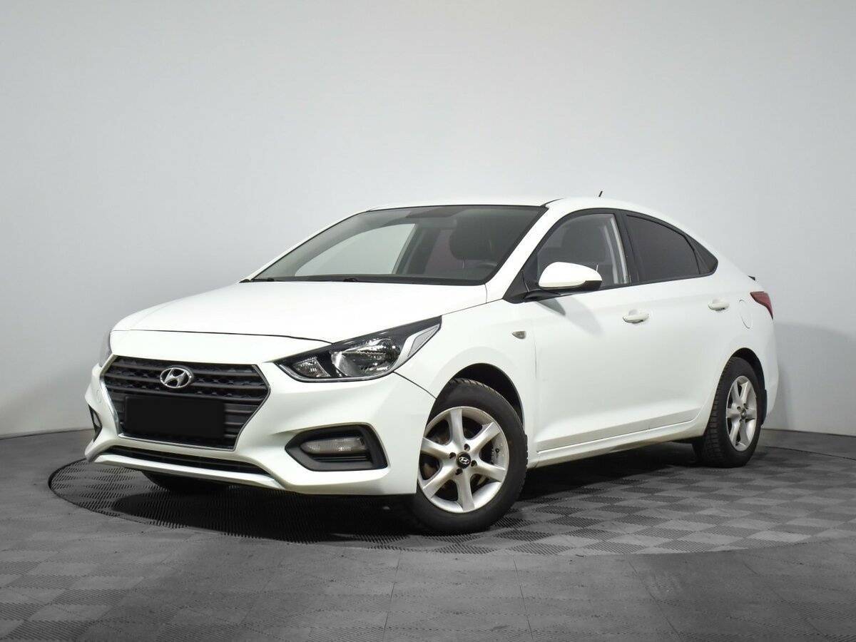 Hyundai Solaris 2017 года с пробегом. Посмотреть фото