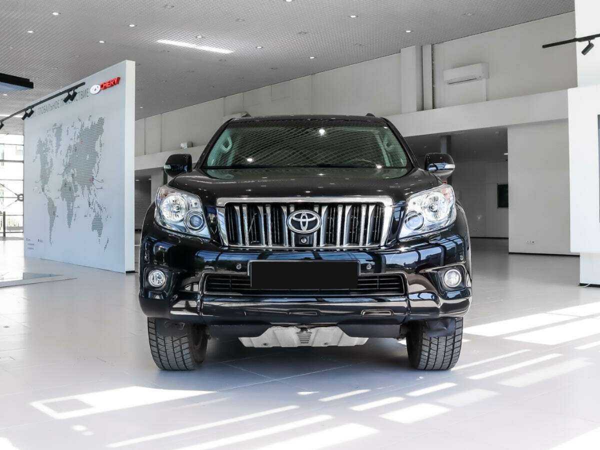 Toyota Land Cruiser Prado 2012 года с пробегом. Фото: #1