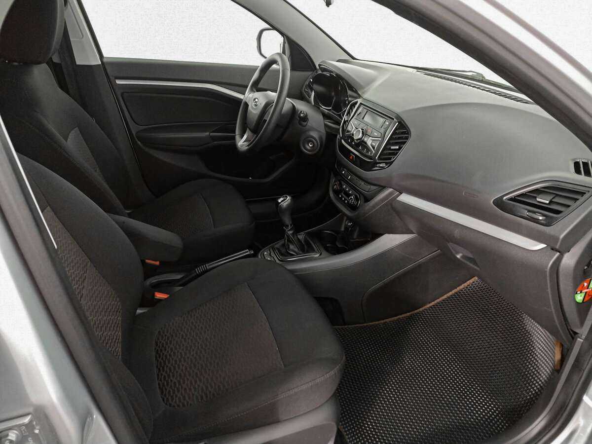 Lada (ВАЗ) Vesta 2017 года с пробегом. Фото: #8