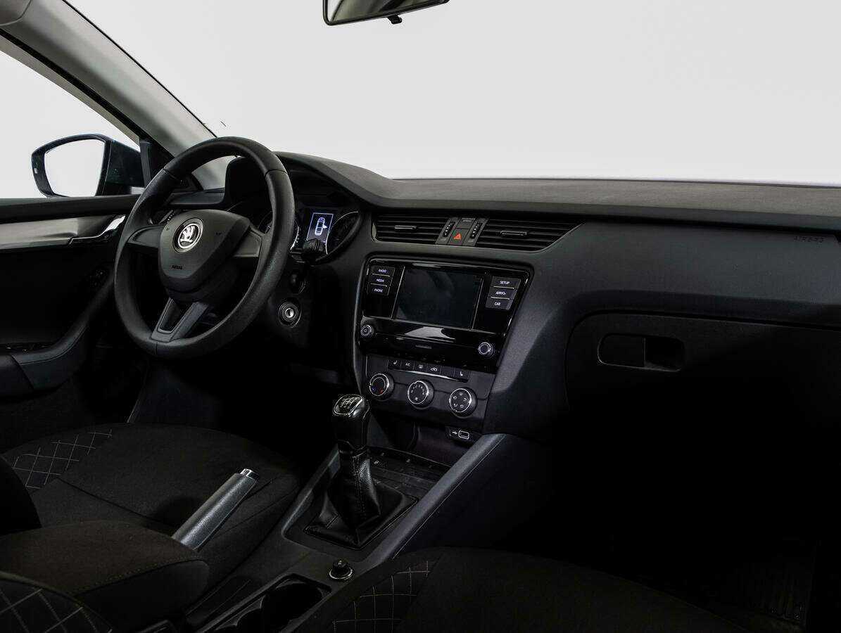 Skoda Octavia 2019 года с пробегом. Фото: #8