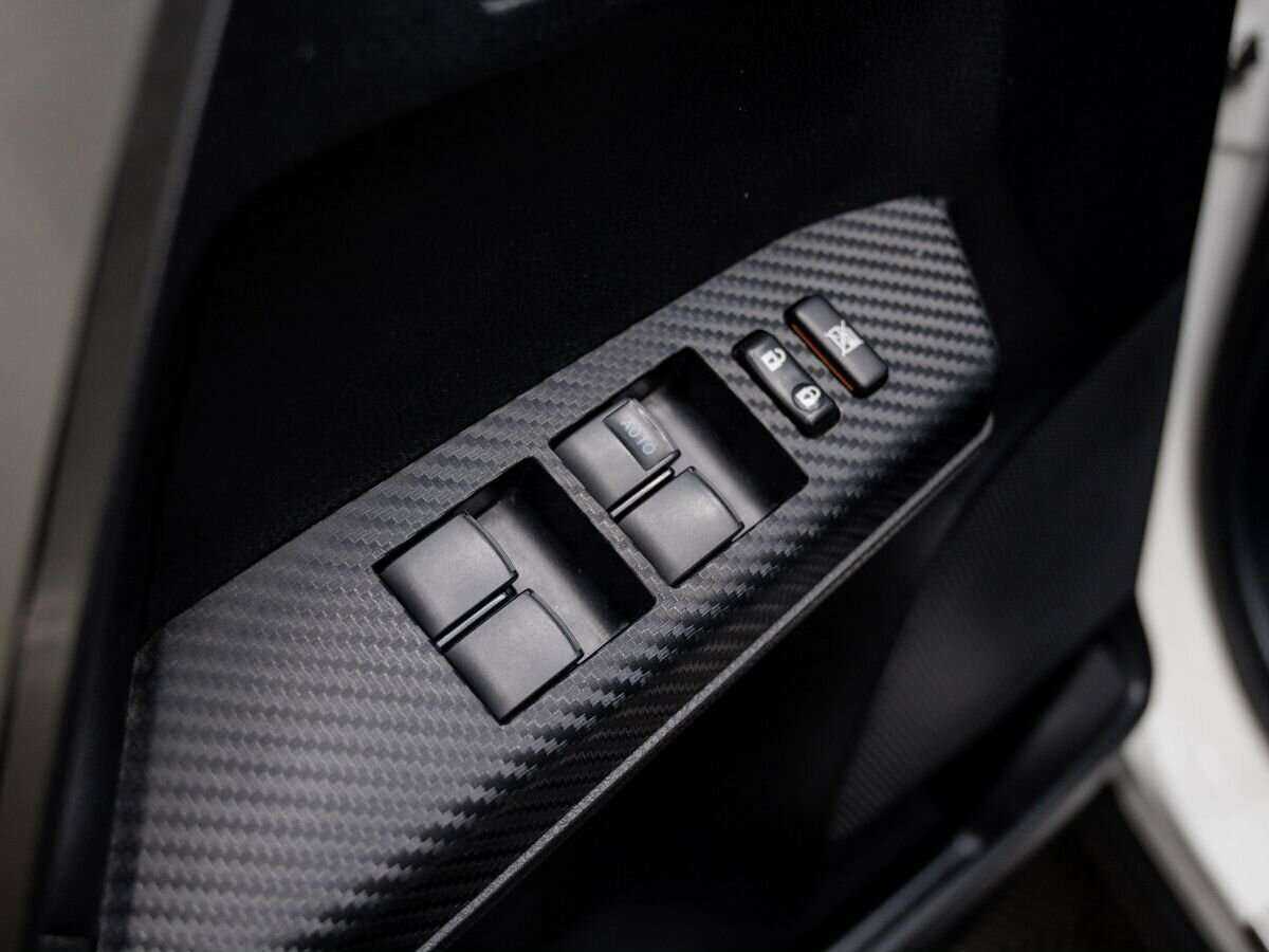 Toyota RAV4 2014 года с пробегом. Фото: #14