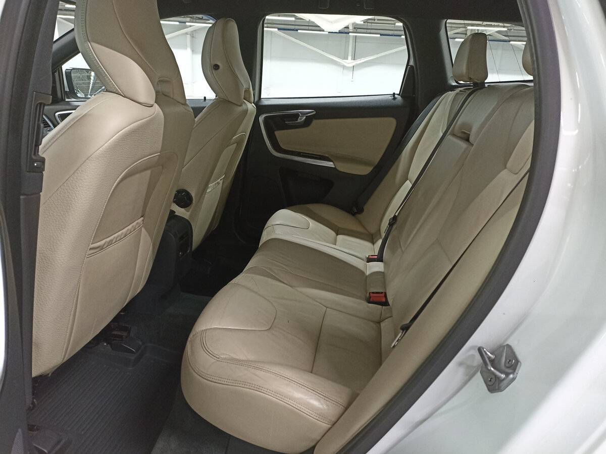 Volvo XC60 2013 года с пробегом. Фото: #11