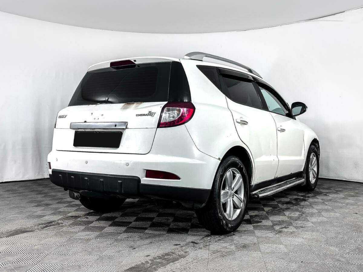 Geely Emgrand X7 2015 года с пробегом. Фото: #4