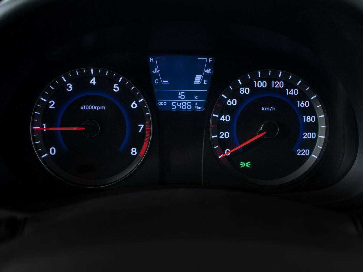 Hyundai Solaris 2012 года с пробегом. Фото: #10